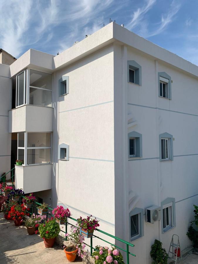 Dasho * Sarandë